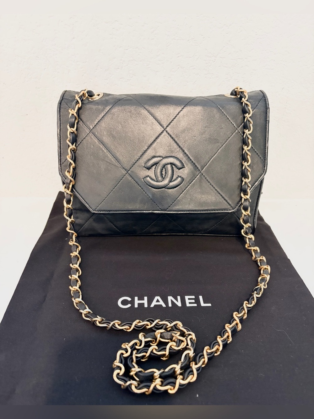 Auth CHANEL Quilted CC Matelasse Lambskin Leather 24K Single Flap Bag - Picture 14 of 16